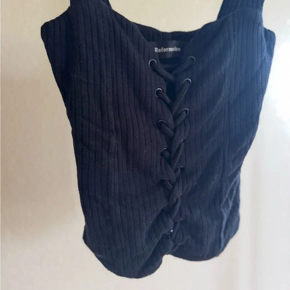 Reformation black ribbed sawyer lace up top size XS - Picture 4 of 7